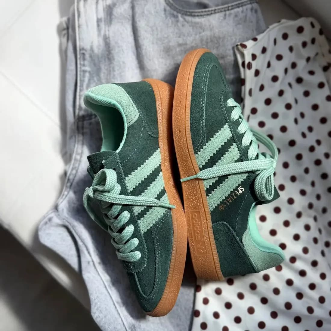 adidas Spezial musgo e menta